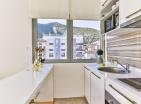 Atemberaubende 2-Zimmer-Wohnung in Meeresnähe in Budva mit zwei Terrassen