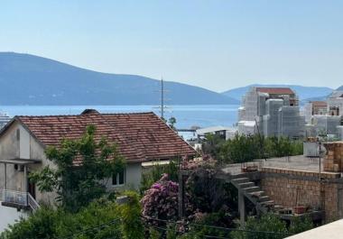 Wohnung kaufen in Tivat
