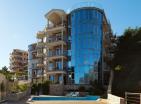 Atemberaubendes Penthouse mit Meerblick neben der Altstadt von Budva mit Zugang zum Pool