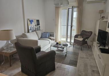 Wohnung zu verkaufen in Tivat