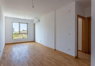 Wohnung kaufen in Becici