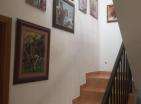 Meerblick 2-stöckiges Traumhaus 160 m2 in Bar, üppiger Obstgarten, gute Lage
