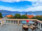 Atemberaubendes 3-stöckiges Haus mit Meerblick in Krašići, Olivenhain-Rückzugsort