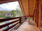 Charmantes Haus mit Bergblick 84 m2 mit Kamin im Zentrum von Kolašin