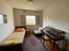 Atemberaubender Meerblick sonnige Wohnung 104 m2 in Kotor mit 3 Schlafzimmern und Terrasse