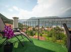 Zwei-Zimmer-Wohnung 62 m2 in Stoliv mit Terrasse und Panoramablick auf die Bucht von Kotor