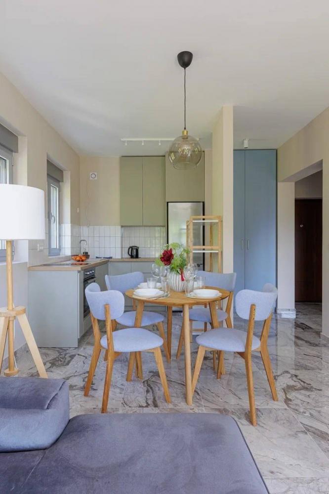 Neue 67 m2 große Wohnung mit zwei Schlafzimmern in Tivat mit Meerblick