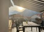 Charmante 2-stöckige Villa mit Meerblick 96 m2 in Perast