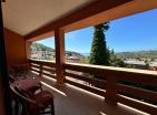 Ausverkauft : Tolle 95 m2 große Wohnung mit Meerblick und 3 Schlafzimmern in Sutomore