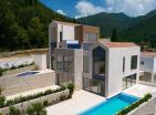 Exklusives neues Stadthaus 189 m2 Villa in Tivat mit privatem Pool und Meerblick