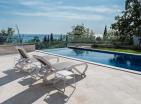Neue Luxusvilla mit Meerblick, 346 m2, mit Pool in Drobnići, Montenegro