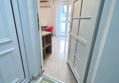 Wohnung zu verkaufen in Budva