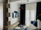 Modern möblierte 1 Schlafzimmer 42 m2 Wohnung in Tivat in der Nähe von Porto Montenegro