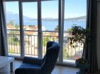 Möbliertes 64 m2 großes Apartment mit Panoramablick auf das Meer und 2 Schlafzimmern in Baošići