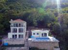 Exklusive Strandvilla in Kostanjica mit 4 Apartments: Minihotel mit Strand