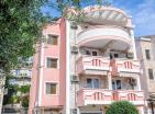 Exklusives 3-Gebäude-Hotel in Budva mit Meerblick zu verkaufen