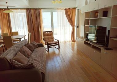 Wohnung in Dobrota