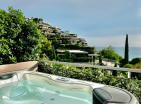 Luxuriöse 2-Zimmer-Wohnung in Dukley Gardens Villas, Budva auf 1 Linie