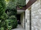 Luxuriöse 2-Zimmer-Wohnung in Dukley Gardens Villas, Budva auf 1 Linie