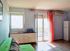 2-Zimmer-Wohnung in Petrovac mit Blick auf das Meer