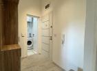 Charmante Budva 55 m2 Wohnung mit Terrasse und einem Schlafzimmer im 3. Stock