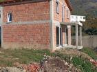 Ausverkauft : Neues 110 m2 großes Haus in Sutomore mit Meerblick