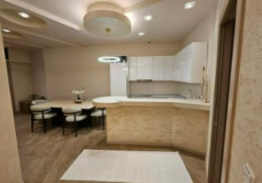 Wohnung zu verkaufen in Budva