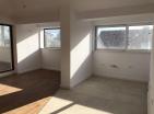 Renovierte Panorama-Wohnung von 87 m2 in Budva, nur wenige Schritte vom Meer entfernt