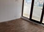 Renovierte Panorama-Wohnung von 87 m2 in Budva, nur wenige Schritte vom Meer entfernt