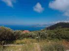 Land in Blizikuce für den Bau der Villa mit einem fantastischen Blick auf das Meer und Budva