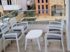 Geräumige neue moderne 61 m1 Wohnung in Dobra Voda mit Pool 900 m vom Meer entfernt