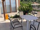 Mini-Hotel in Herceg Novi zum Verkauf mit Garten und Schwimmbad