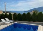 Mini-Hotel in Herceg Novi zum Verkauf mit Garten und Schwimmbad