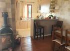 Atemberaubende Meerblick 103 m2 Villa in Budva mit mediterranem Charme zu verkaufen