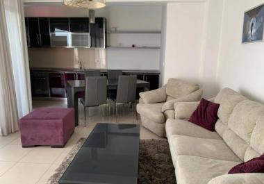 Atemberaubende neue Meerblick 55 m2 Wohnung in Bar mit modernem Komfort
