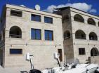 Die königliche Villa mit Strand in Đenovići, Herceg Novi zum Wohnen an der Adria