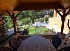 Atemberaubende 266 m2 Villa in Herceg Novi mit Pool und Meerblick zu verkaufen