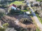 Grundstück in Radovići 1760 m2 für den Bau von 2 Villen