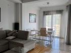 Atemberaubender Meerblick 107 m2 Wohnung in Budva mit zwei Schlafzimmern