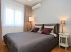 Luxuriöse 68 m2 große Wohnung in Bečići zum Verkauf mit zwei Schlafzimmern