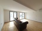 Luxuriöses Penthouse mit Meerblick in Petrovac mit moderner Einrichtung