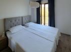 Duplex in Petrovac 67 m2 mit herrlichem Blick, Pool und Vermietungspotenzial