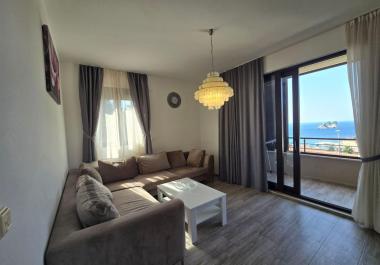 Atemberaubende Meerblick-Wohnung, 5 Minuten zum Strand