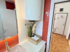 Exquisites 26 m2 flaches Studio in Petrovac mit Meerblick, Designer renoviert