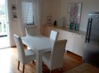 Geräumige möblierte 73 m2 Wohnung in Petrovac in Residenz mit Pool