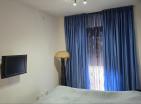 Sonnige 55 m2 Wohnung in Petrovac in Strandnähe, ideal zum Wohnen oder Mieten