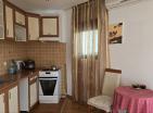 Sonnige 55 m2 Wohnung in Petrovac in Strandnähe, ideal zum Wohnen oder Mieten