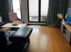Luxuriöse 77 m2 große Wohnung am Meer in Budva mit modernen Annehmlichkeiten