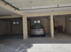 Moderne Wohnung mit Meerblick in Petrovac mit Garagenparkplatz