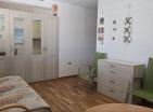 Moderne Wohnung mit Meerblick in Petrovac mit Garagenparkplatz